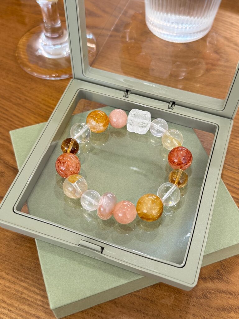 gathering moments|warm energy linger｜cheer the mood｜energy blend｜soft aura boost｜blessings accompany