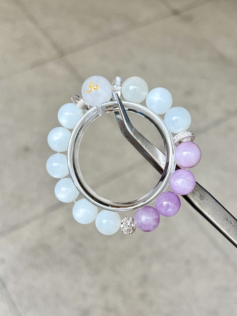 seven chakras — crown chakra